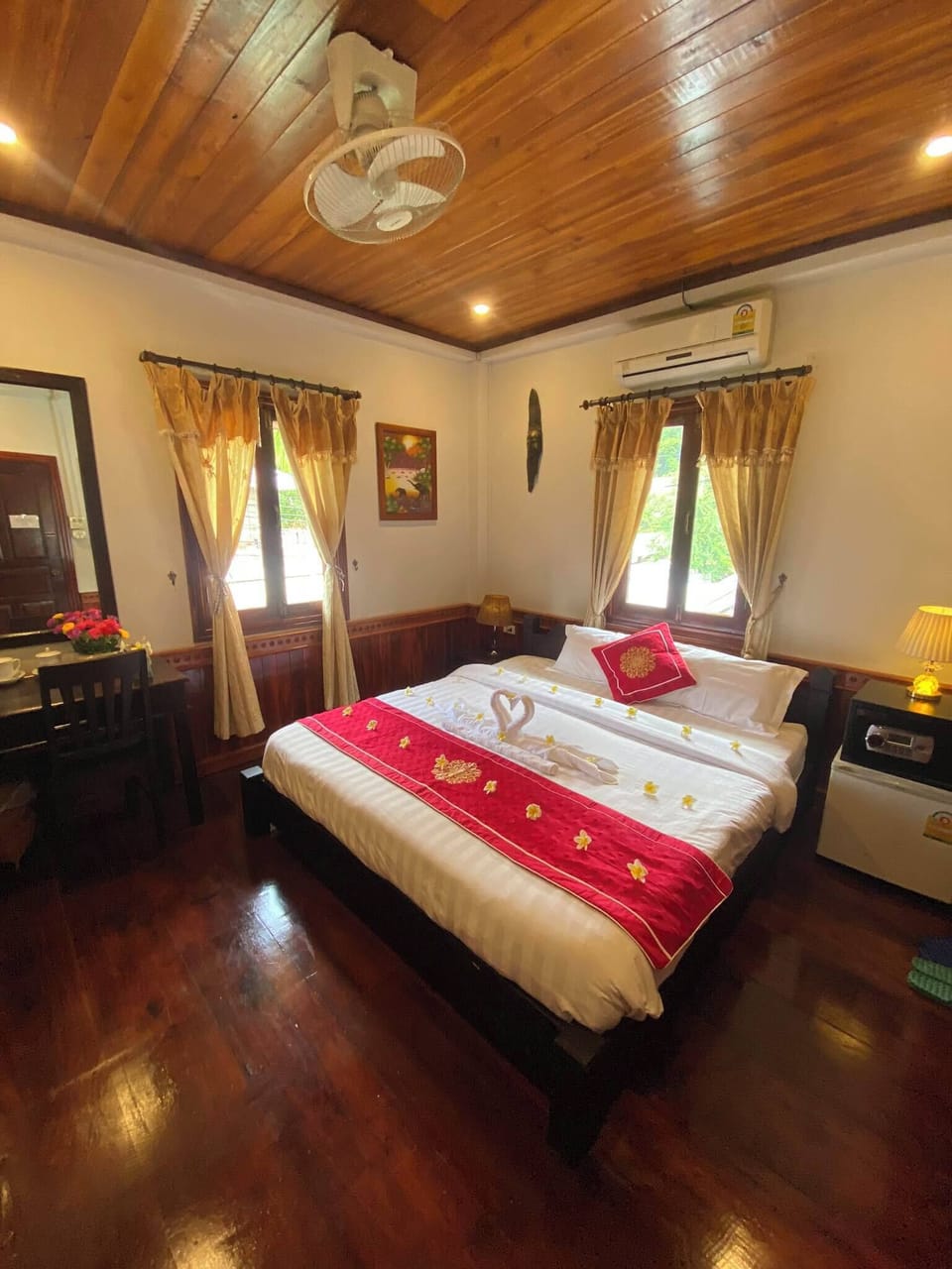 Superior Double | In-room safe, iron/ironing board, free WiFi