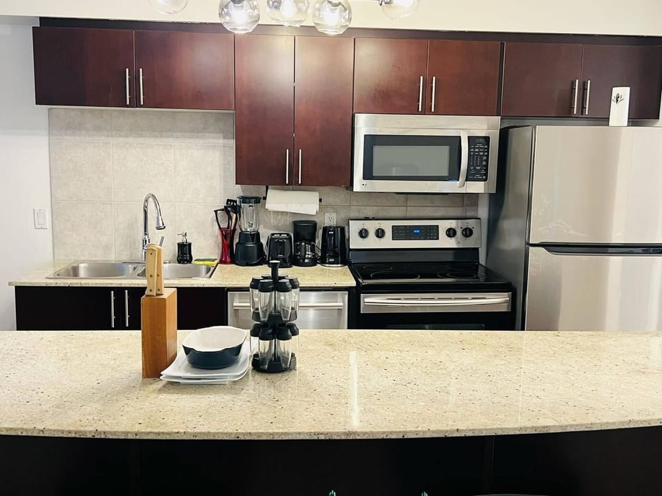 Apartment, 2 Bedrooms, Accessible, Fireplace | Interior