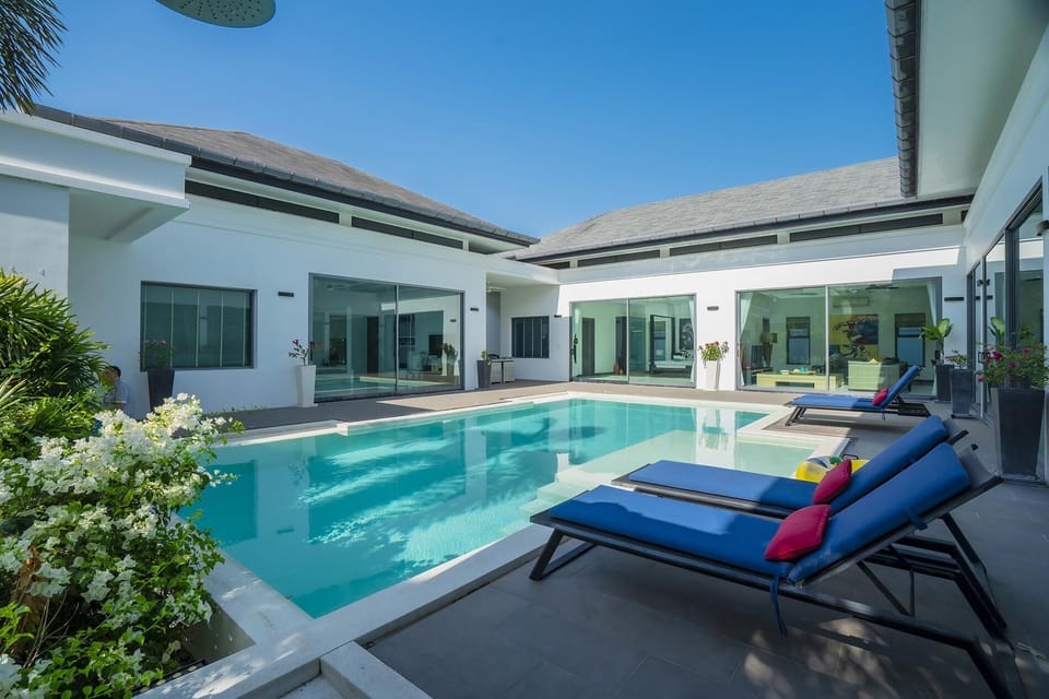 Villa Destiny, 4 Bed Private Pool, Near Beaches (9050)