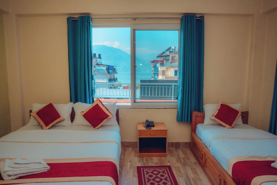 Deluxe Double Room | Iron/ironing board, free WiFi