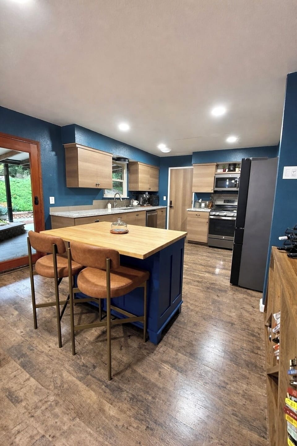 Full Size Kitchen