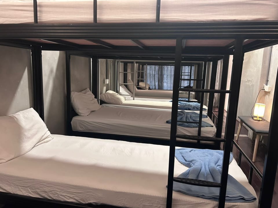 Laptop workspace, iron/ironing board, free WiFi, bed sheets