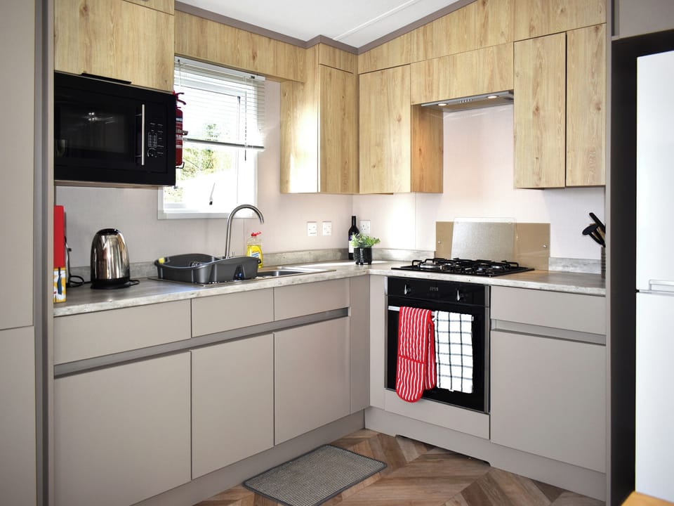 Kitchen | Lodge 33, Woolacombe