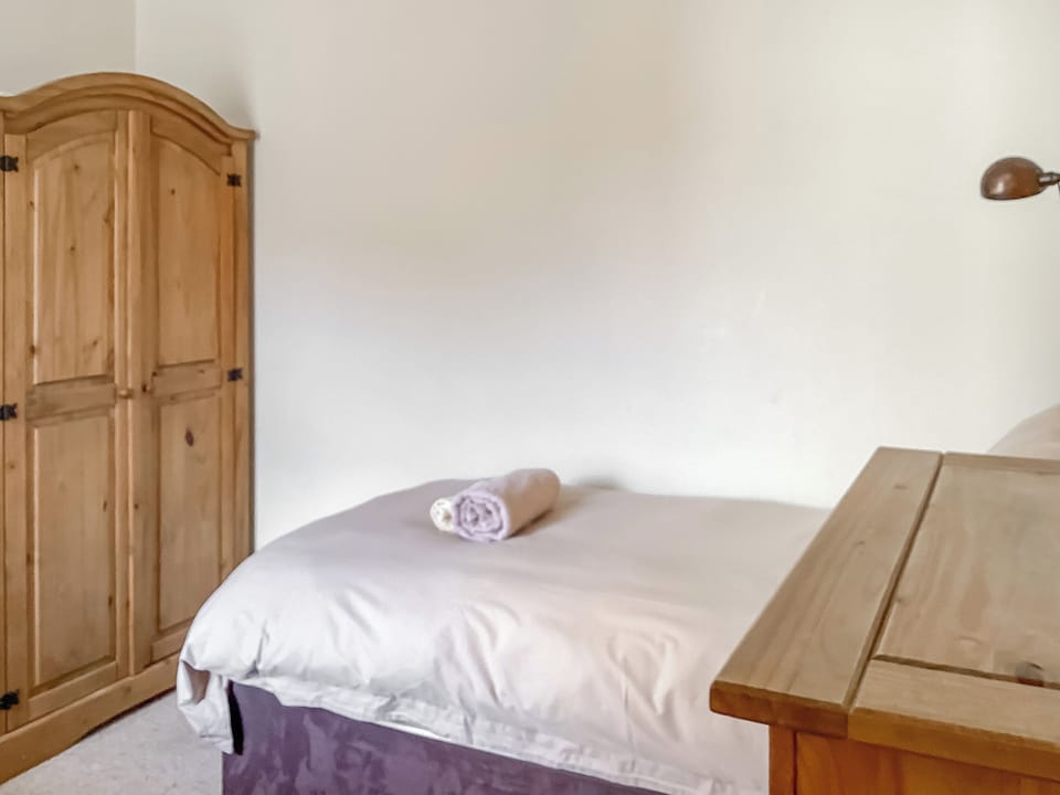 Bedroom | Keepers Cottage - Seggat Farm Holiday Cottages, Auchterless