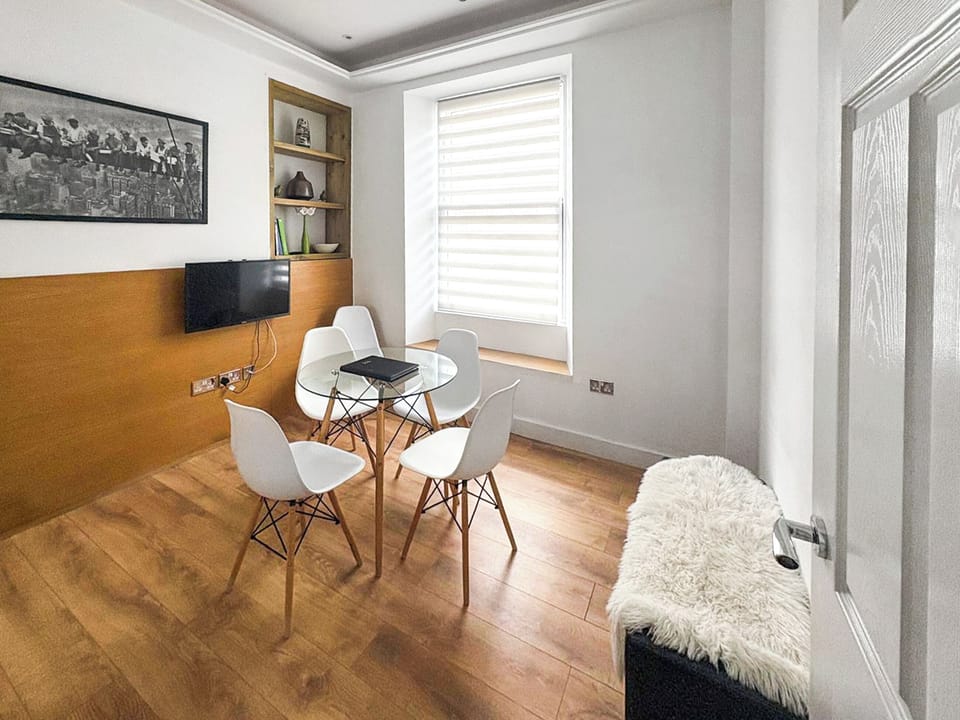 Dining room | The Lily Apartment 1 - Barmouth Retreats, Barmouth
