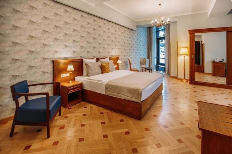 Deluxe Double Room, City View | In-room safe, desk, soundproofing, free WiFi