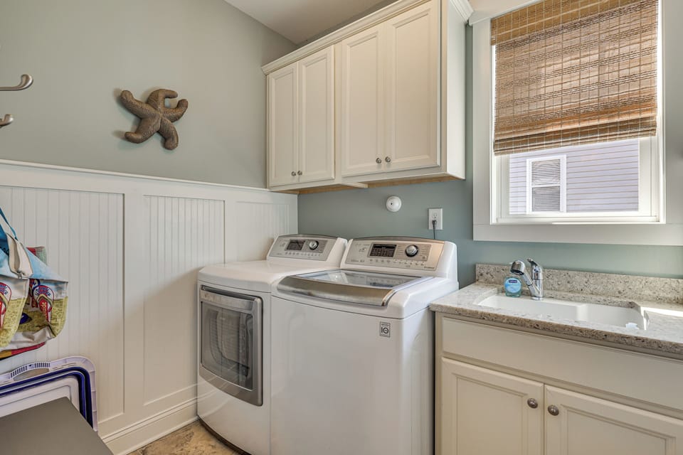 Laundry | 1st Floor