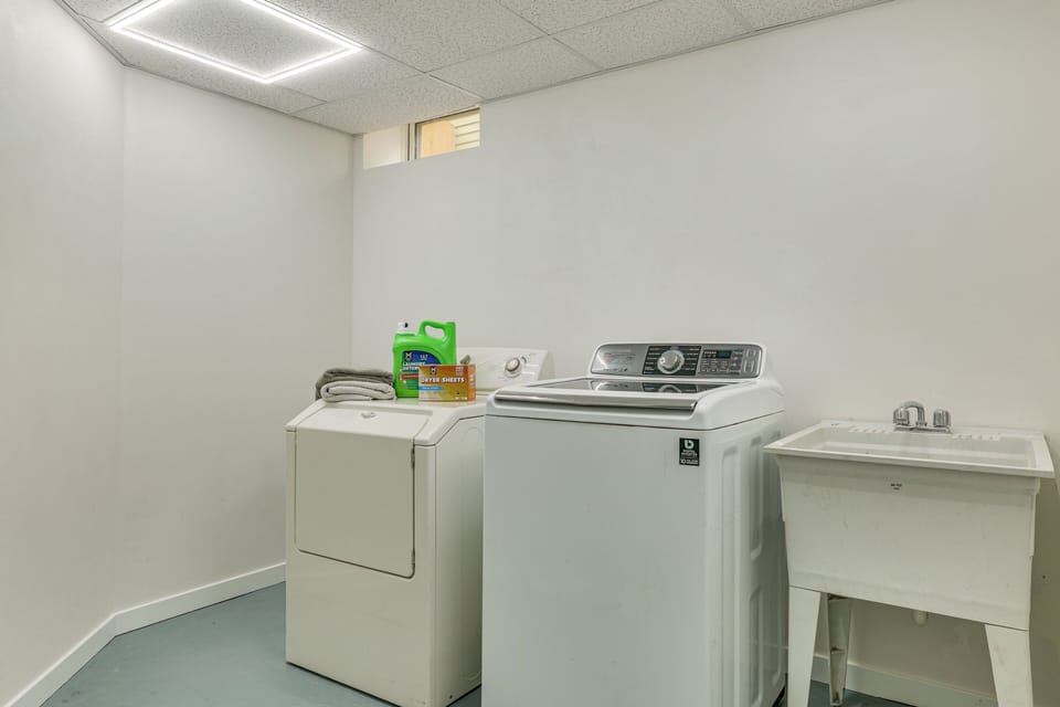 Laundry Room | Basement