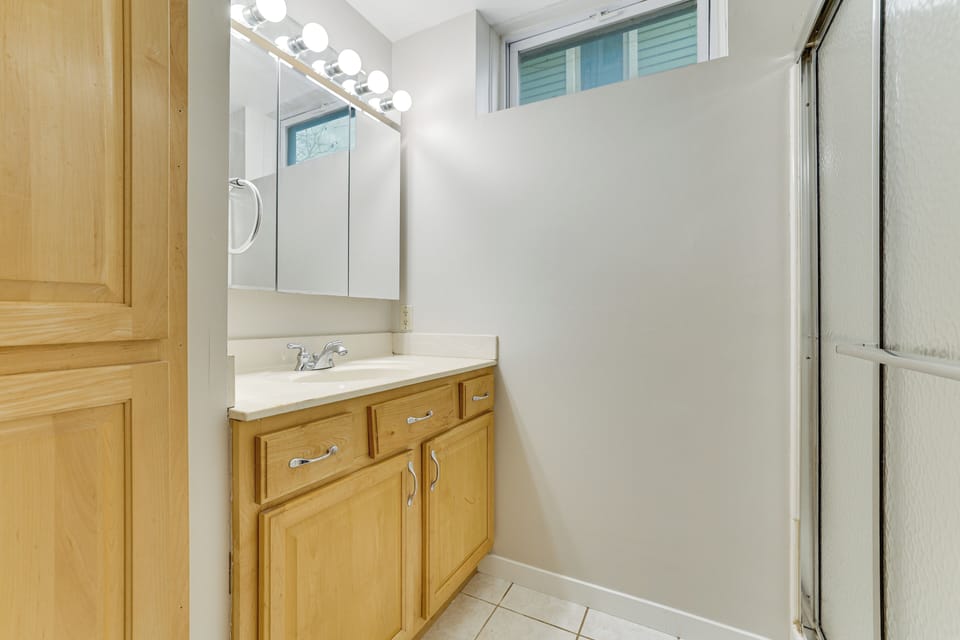 Full Bathroom | Basement