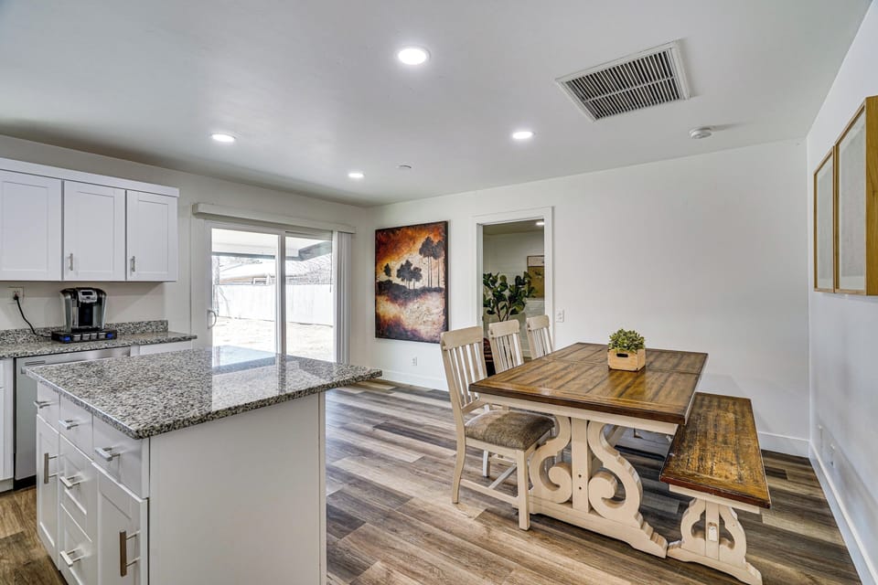 Kitchen | Dining Area