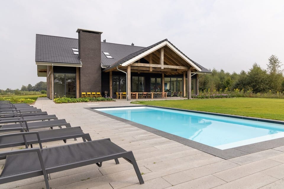 Holiday Home Swimming Pool