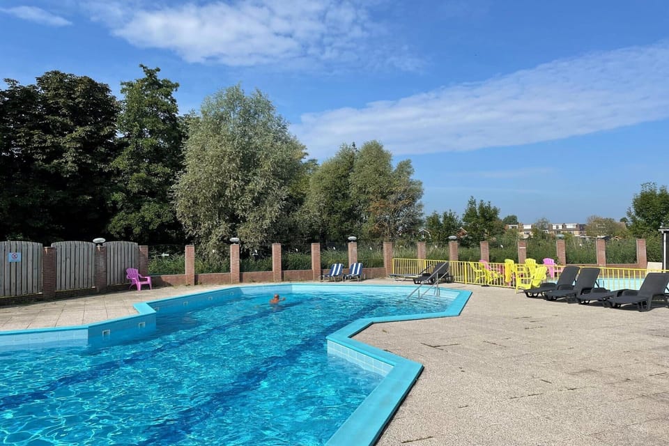 Holiday Home Swimming Pool