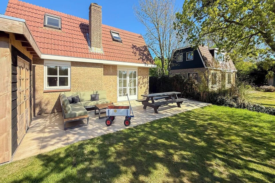 Holiday Home Exterior [summer]