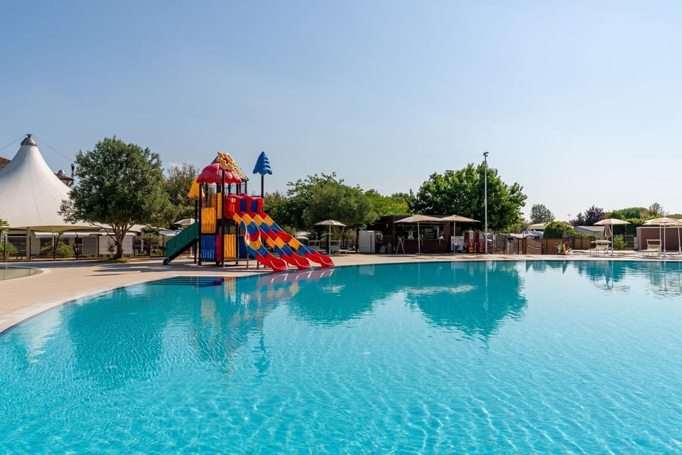 Holiday Home Swimming Pool