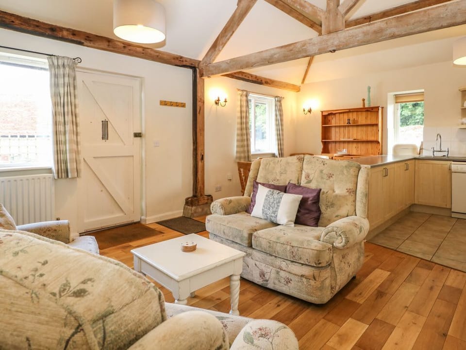 Byre Cottage 2