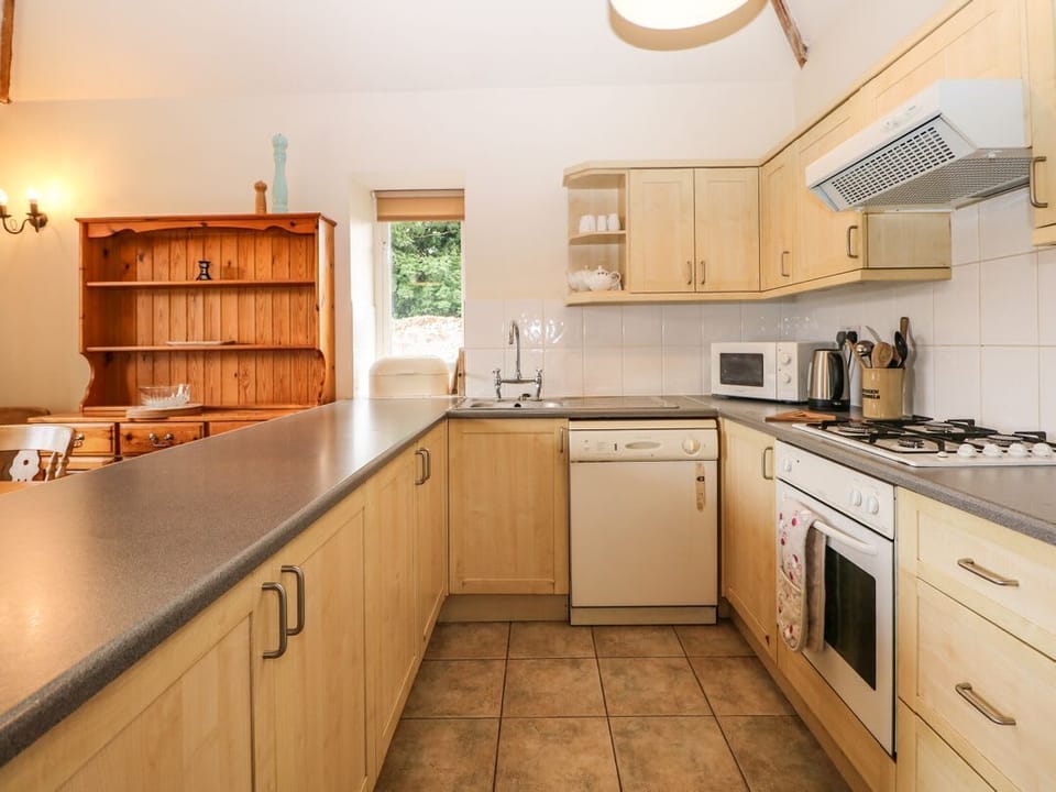 Byre Cottage 2