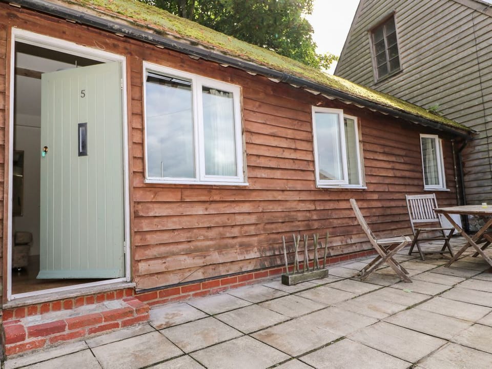 Byre Cottage 2