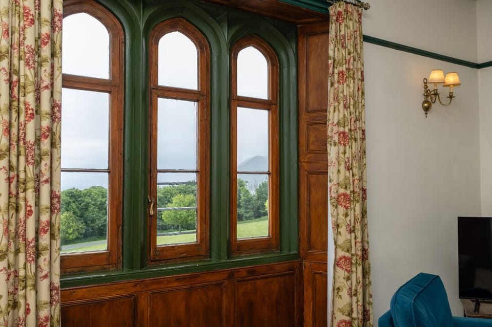 Watermouth Castle, Penn-Curzon Apartment