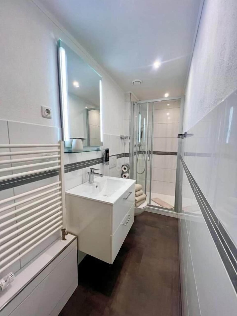 Double Room, Balcony, River View | Bathroom