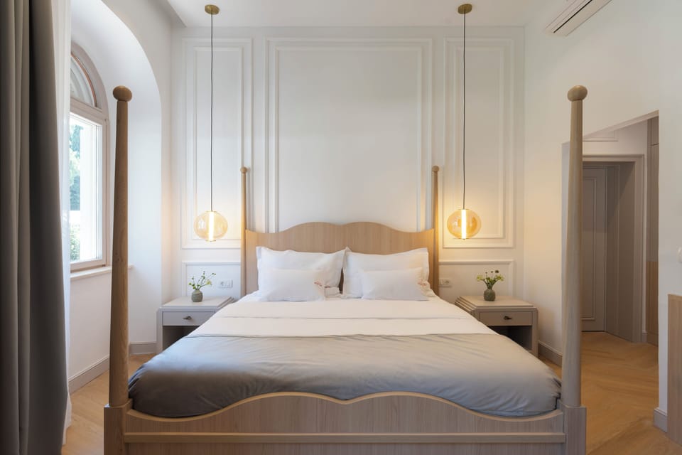 Basic Double Room | Hypo-allergenic bedding available, in-room safe, desk, WiFi (free)