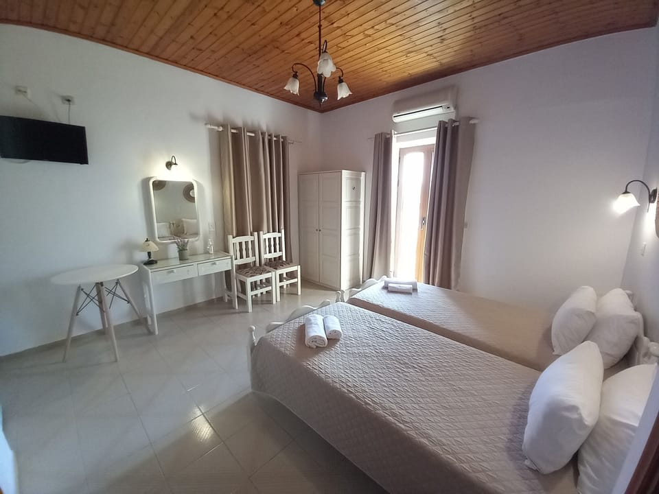 Studio, Balcony, Sea View | Free WiFi