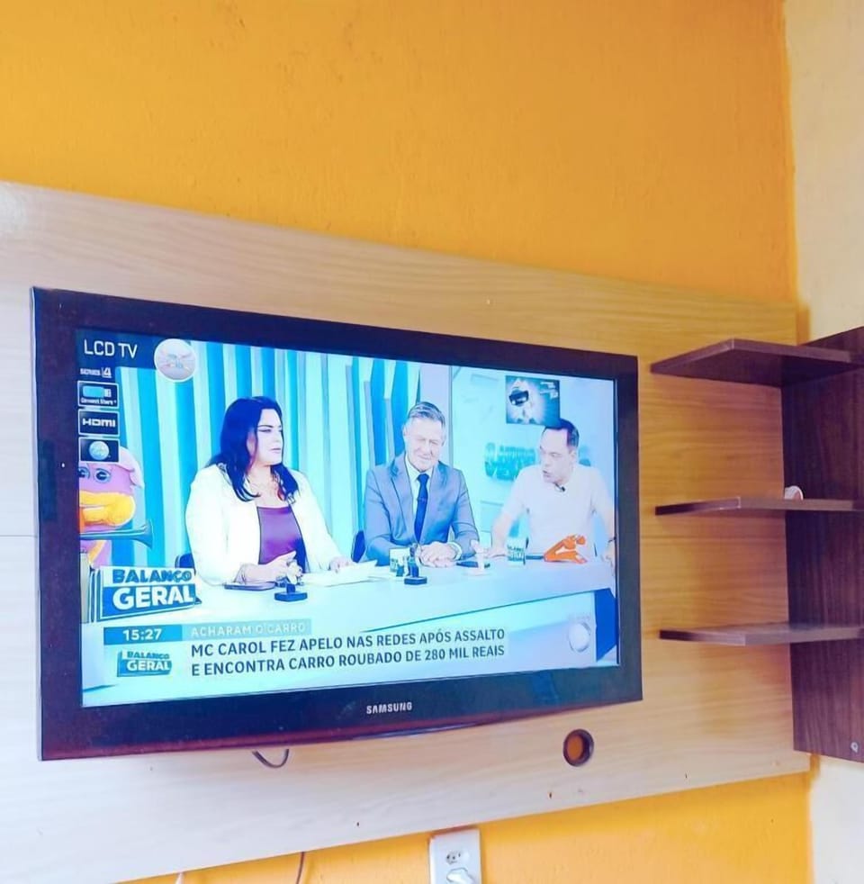Double Room, City View | Television