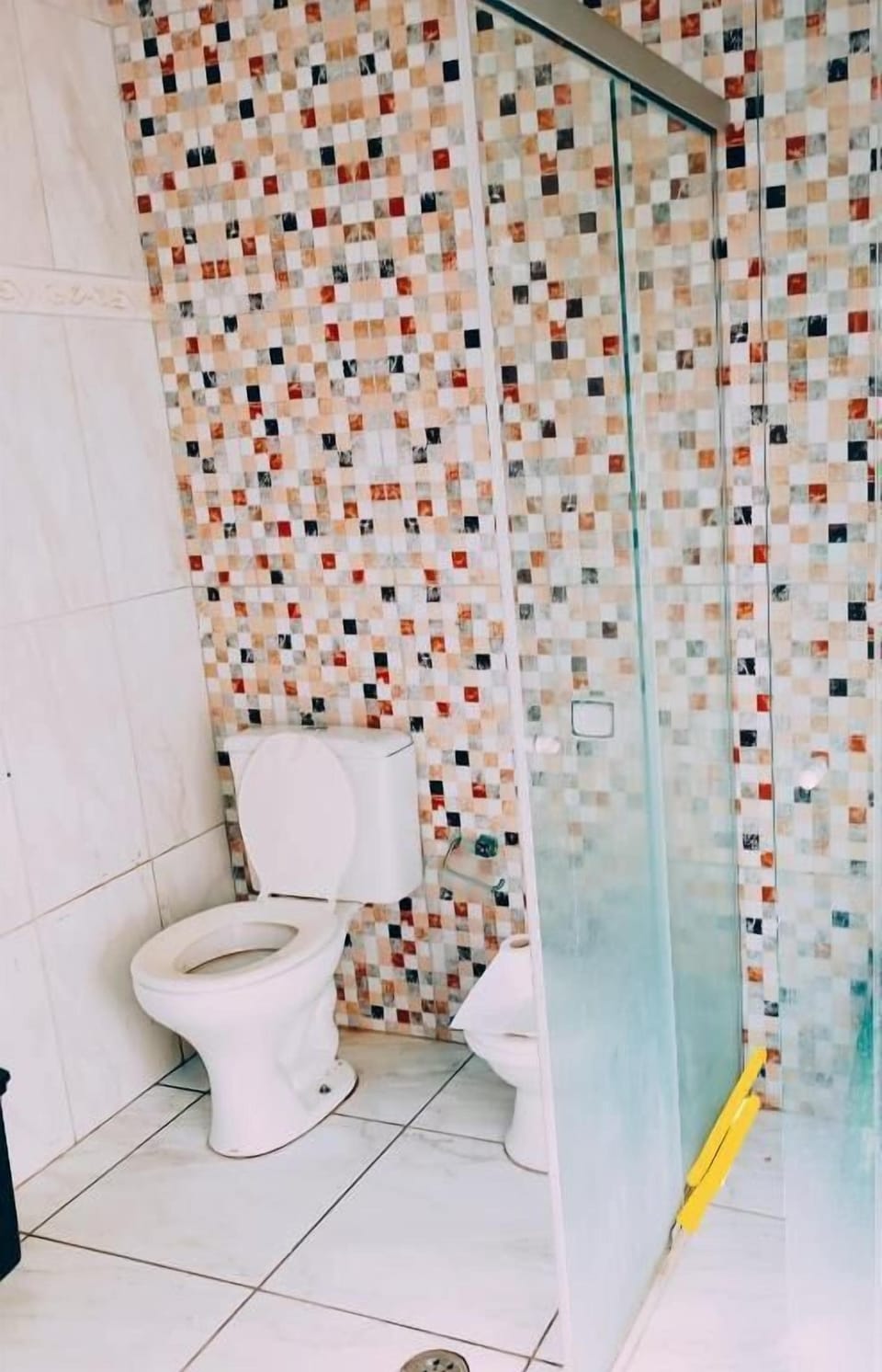 Free toiletries, towels, soap, toilet paper