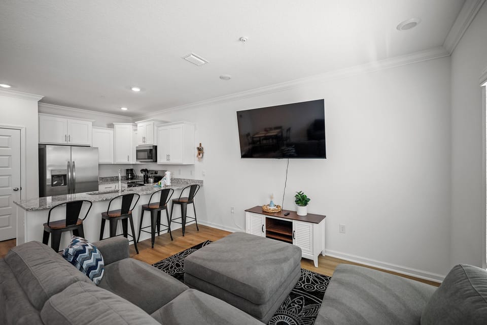 Lost Bay - Orange Beach, AL - Signature Properties