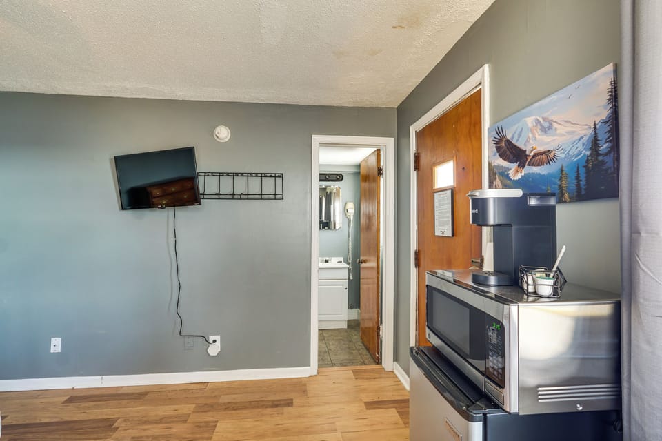 Apartment (0 Bedroom) | Interior