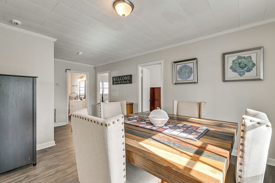 House (2 Bedrooms) | Interior