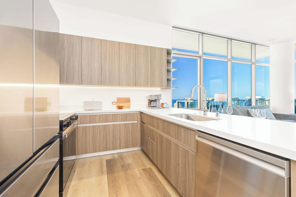 Fully updated kitchen with modern finishes