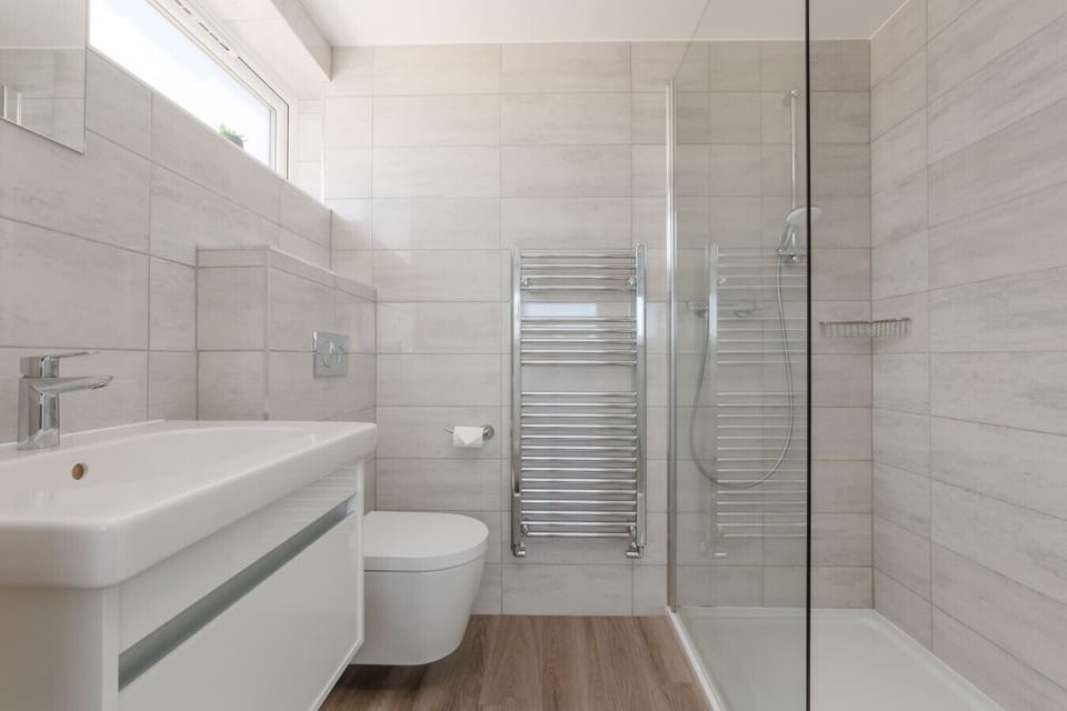 Shoreline Suite (7)