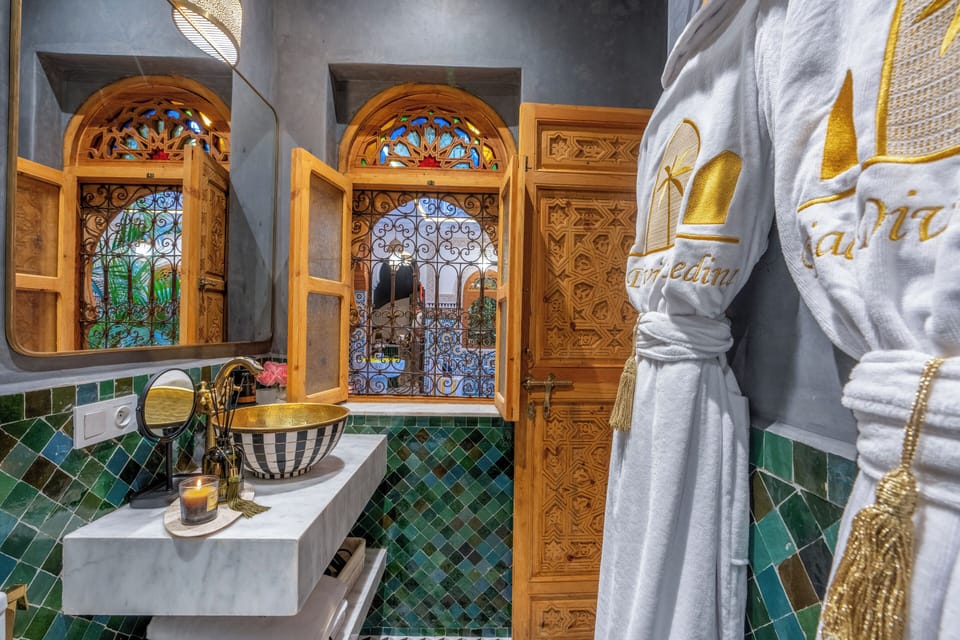 Royal Room, Pool View | Bathroom | Hair dryer, towels, soap, toilet paper