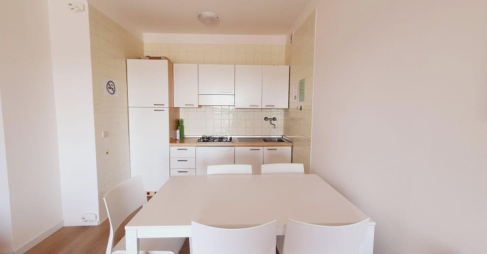 Apartment, 2 Bedrooms, Terrace, Ocean View | Dining room