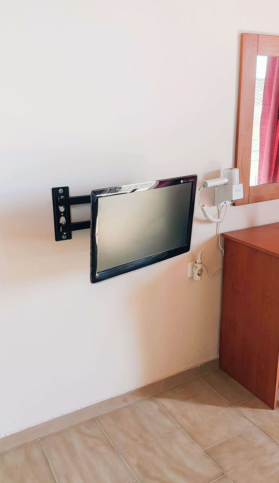 Enjoy your favorite shows after a day at the beach.