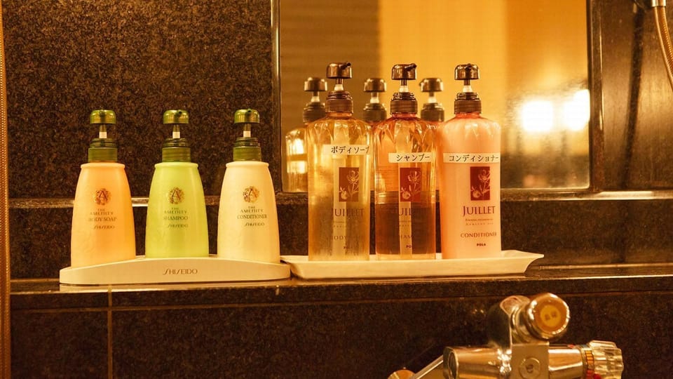 Bathroom amenities