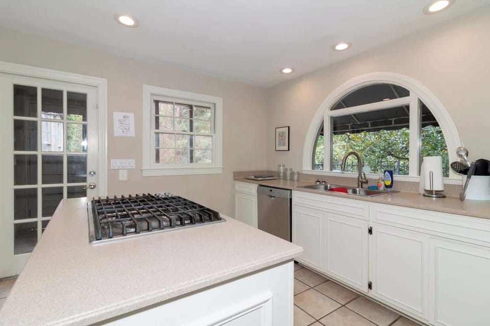 Modern Kitchen