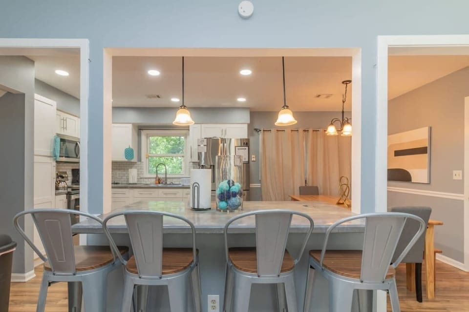 Counter Seating