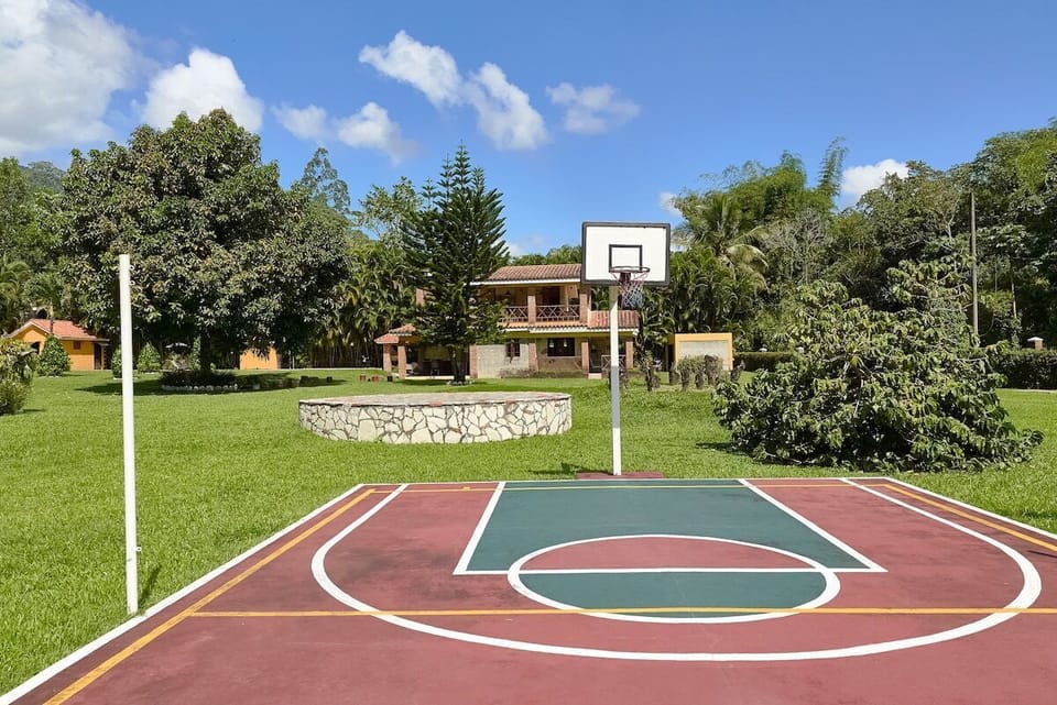 Sport court