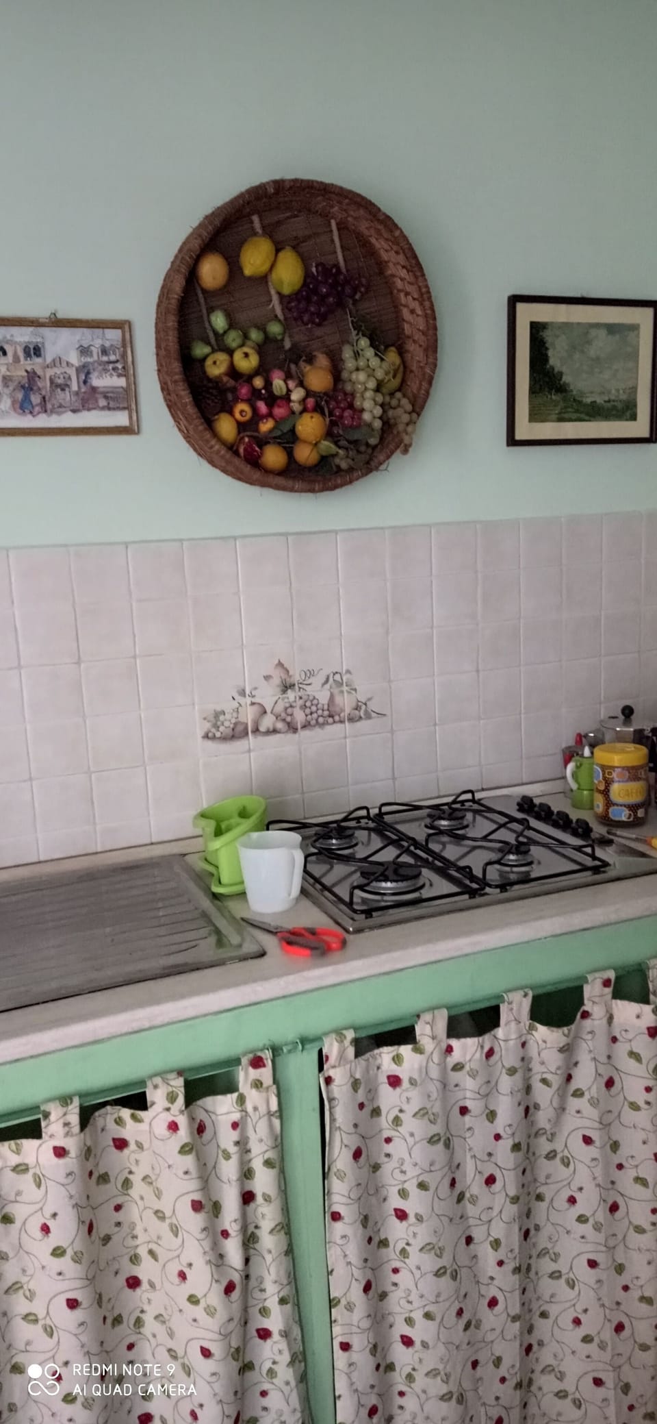 Oven, stovetop, espresso maker, coffee/tea maker