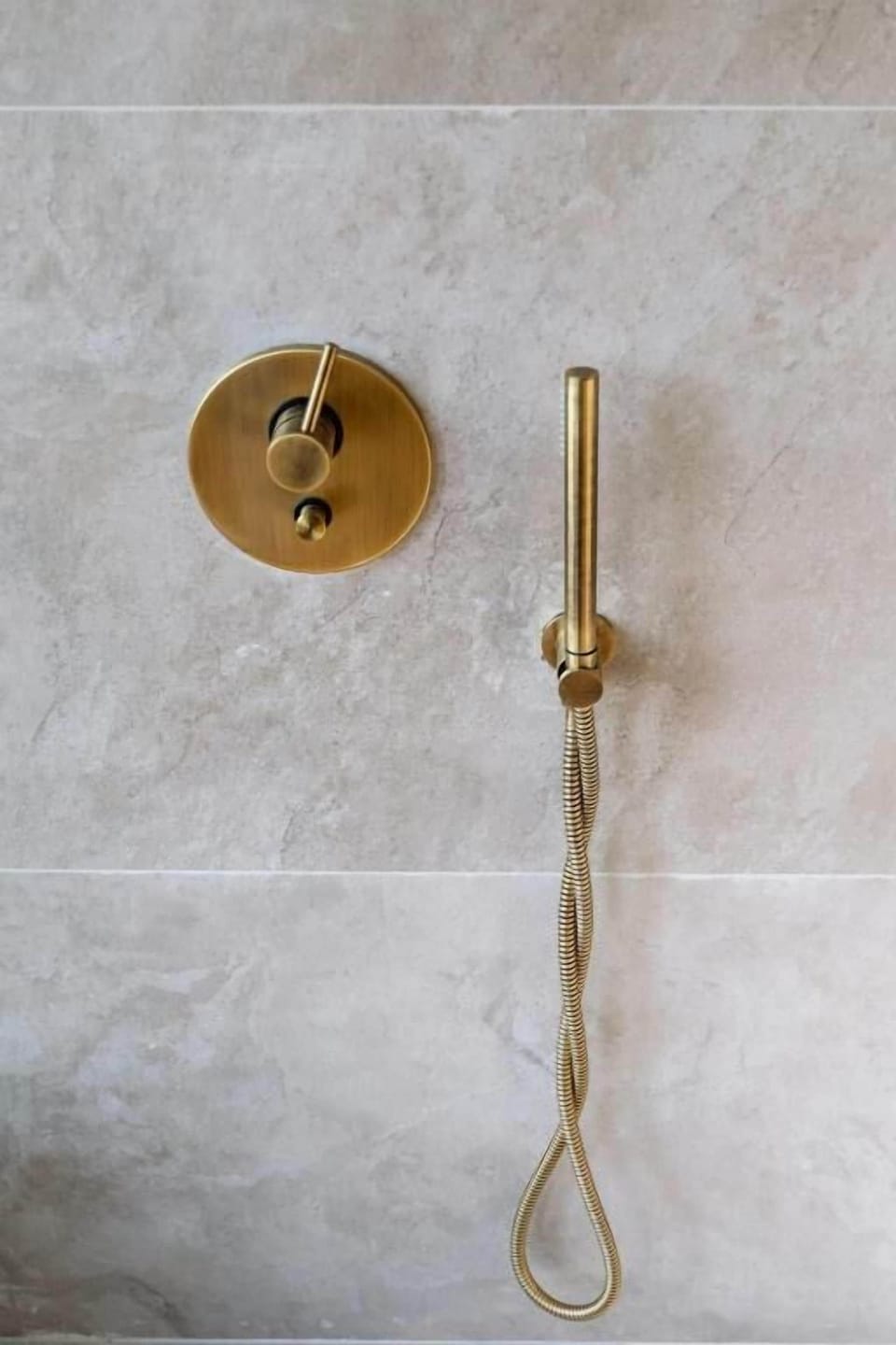Hand-held showerhead
