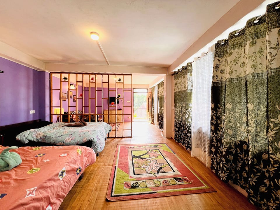 Family Room, Balcony | Free WiFi