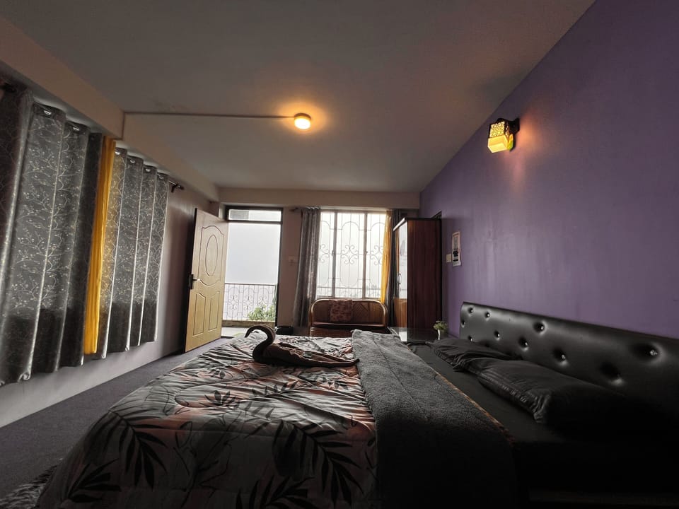Basic Triple Room, Balcony, Mountain View | Free WiFi