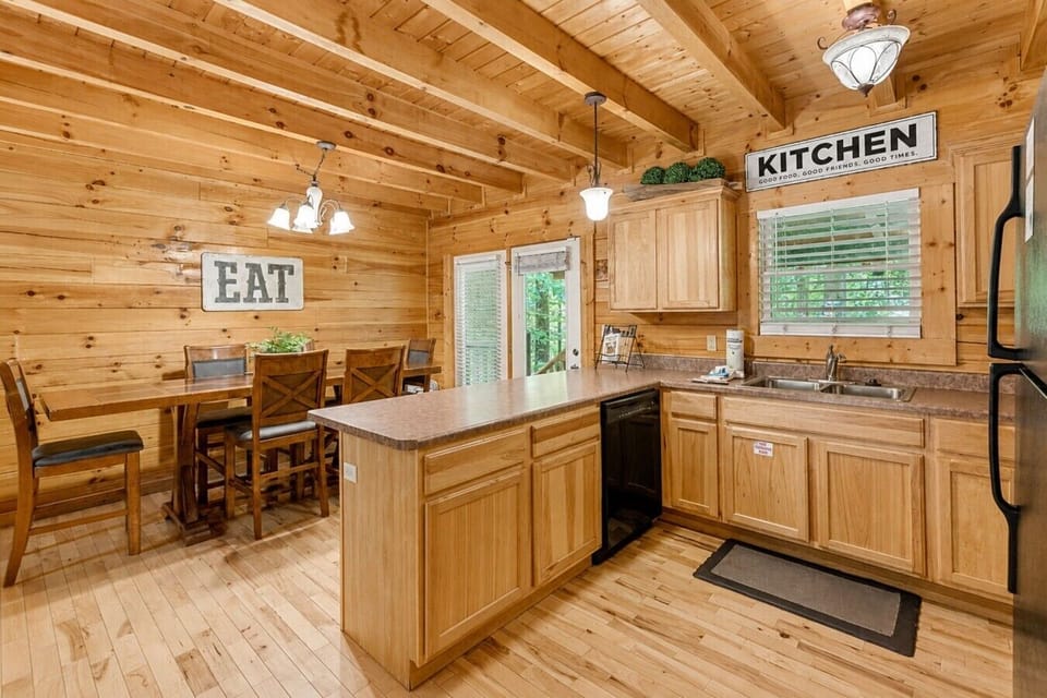 Kitchen - Fully Equipped Cabin Kitchen
