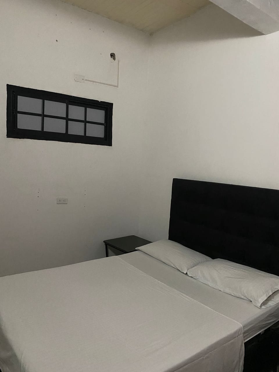 Standard Double Room | WiFi (free)
