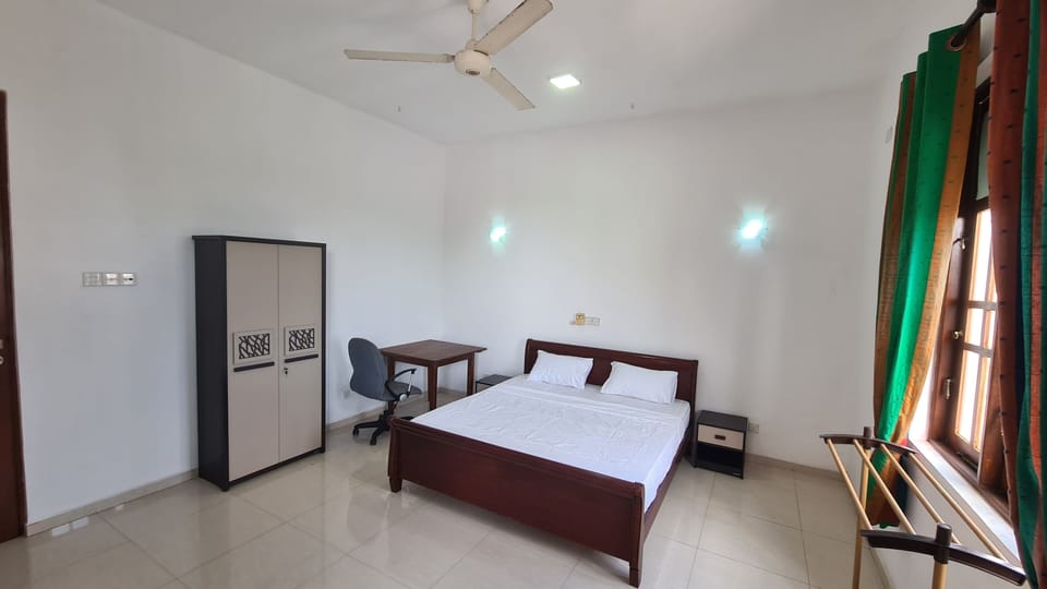 Comfort Apartment, Balcony | Iron/ironing board