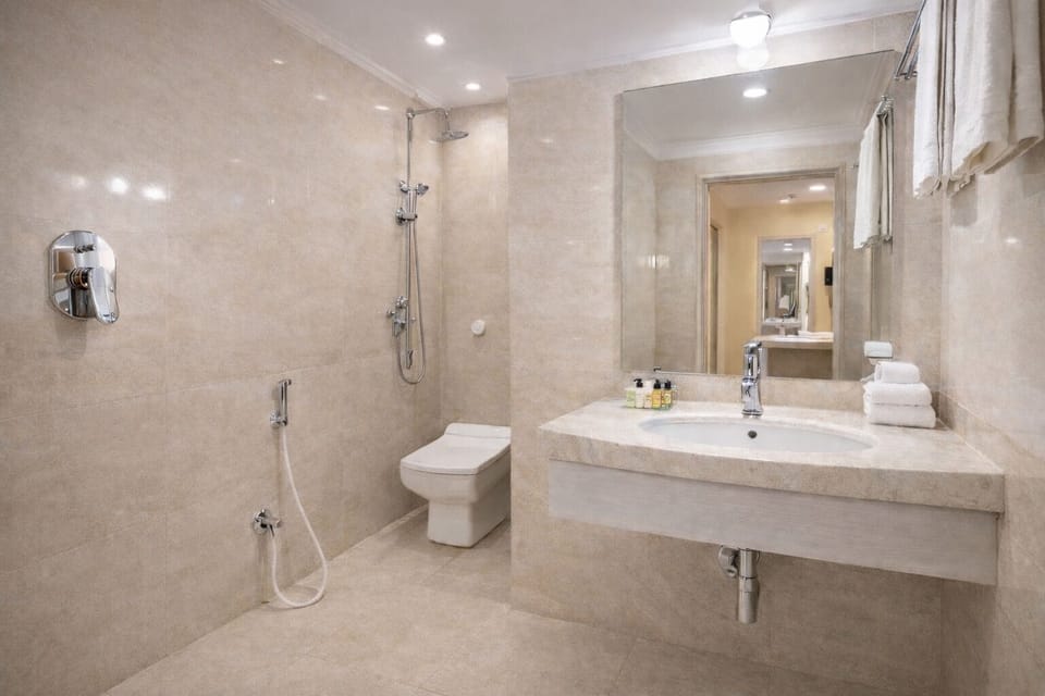 Shower, free toiletries, towels, soap