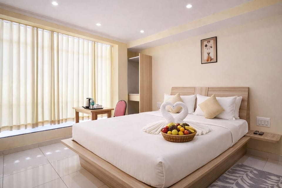 Superior Room, City View | Desk, laptop workspace, soundproofing, free WiFi