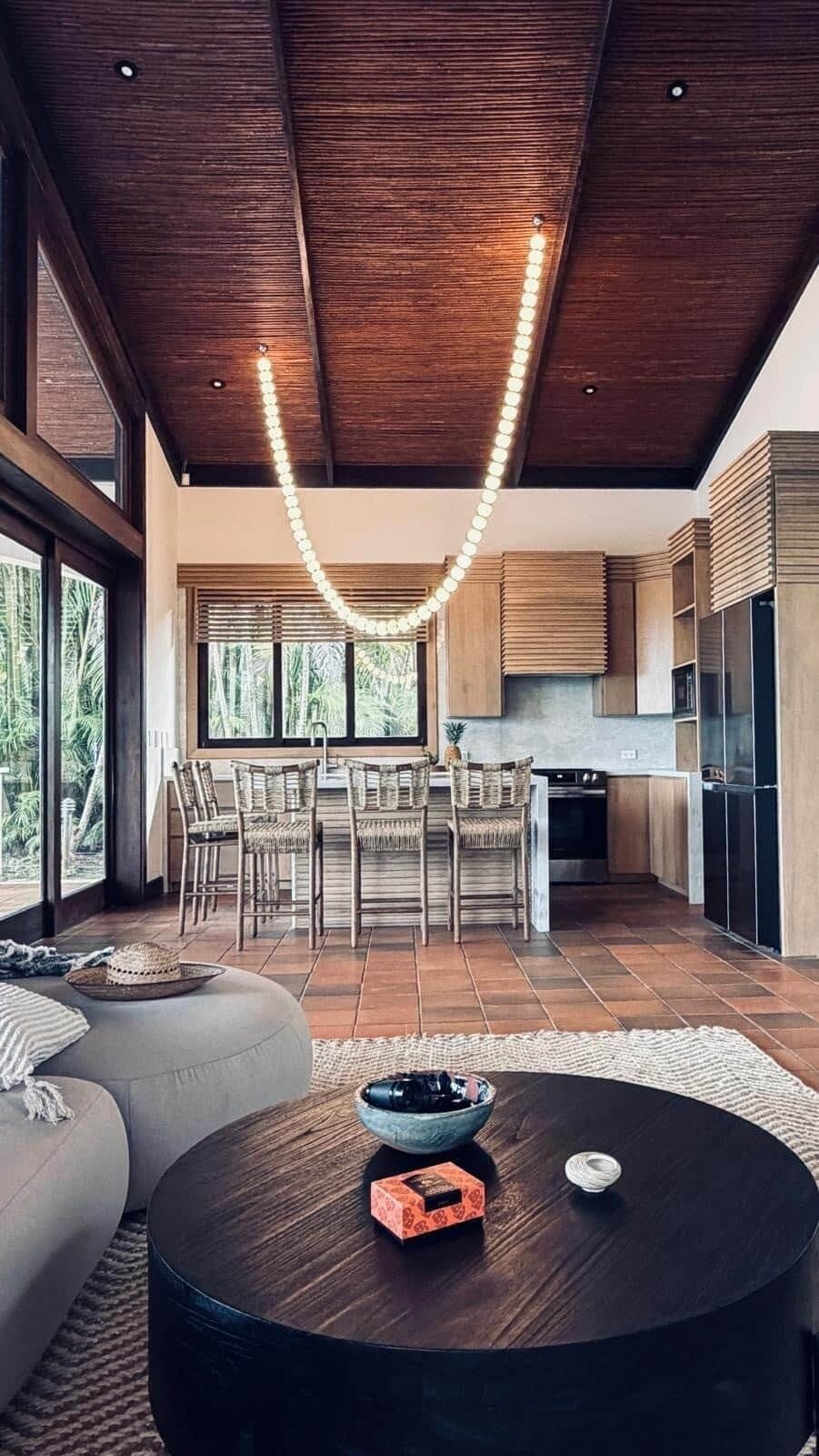 Kitchen Full Coffee table