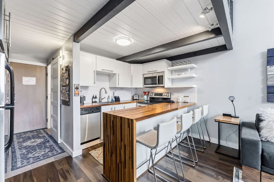 Fully equipped kitchen